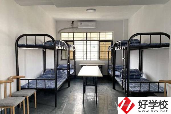 資興市職業(yè)技術(shù)學(xué)校值得報考嗎？有什么專業(yè)可以學(xué)？