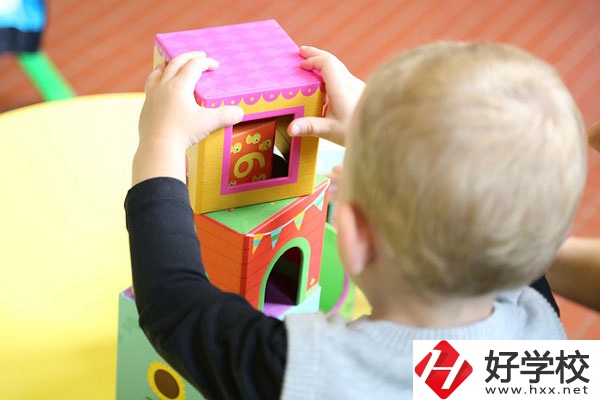 婁底的職高學(xué)校里有什么專業(yè)？就業(yè)方向是什么？