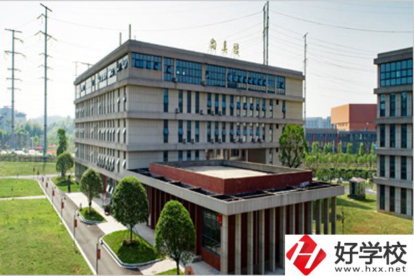 株洲市工業(yè)中等專業(yè)學(xué)校是公辦學(xué)校嗎？就業(yè)情況如何？