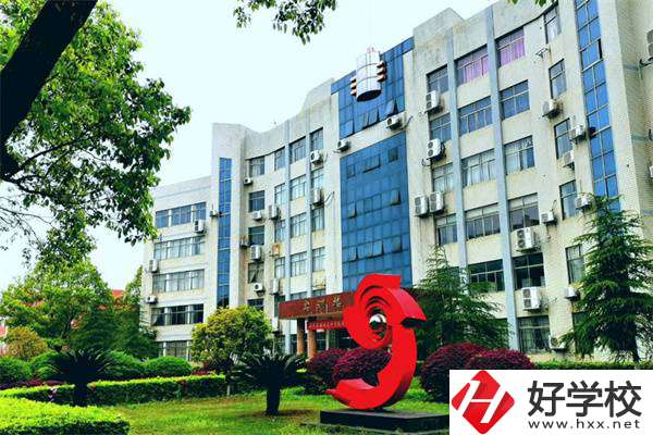 湖南有五年制衛(wèi)校嗎？衛(wèi)校都開設(shè)有哪些醫(yī)衛(wèi)專業(yè)？