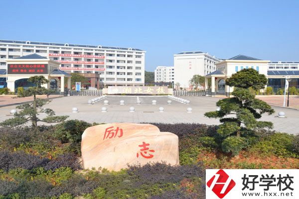 岳陽(yáng)市湘北女子職業(yè)學(xué)校有哪些熱門招生專業(yè)?