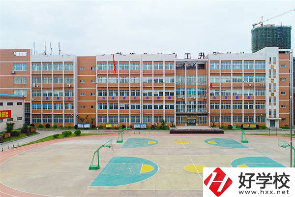 湖南有沒(méi)有3+2職?？梢酝扑]？3+2有什么優(yōu)勢(shì)？