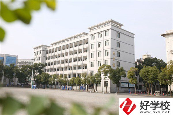 益陽(yáng)幼兒保育專(zhuān)業(yè)中職有哪些？收費(fèi)如何？